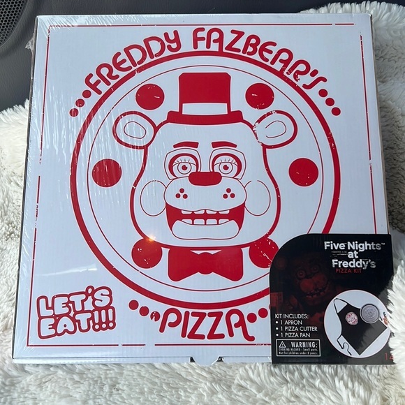Kitchen New Sealed Five Nights At Freddys Freddy Fazbears Pizza Kit